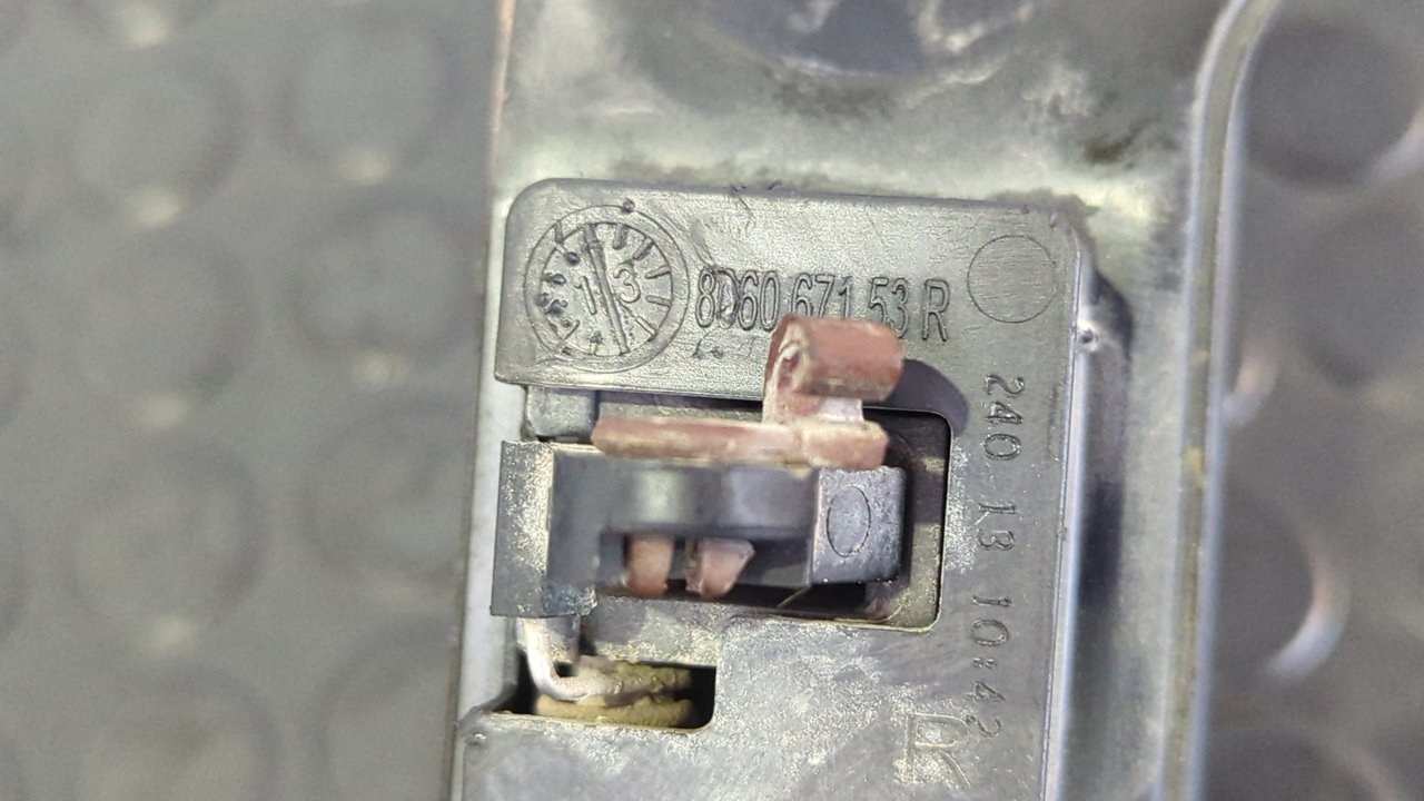 MANETA  PUERTA CORREDERA DERECHA DACIA DOKKER - vista 2