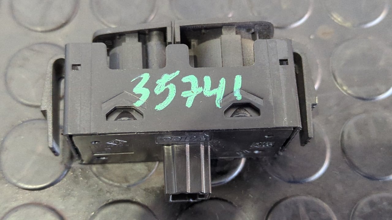 WARNING DACIA DOKKER - vista 7