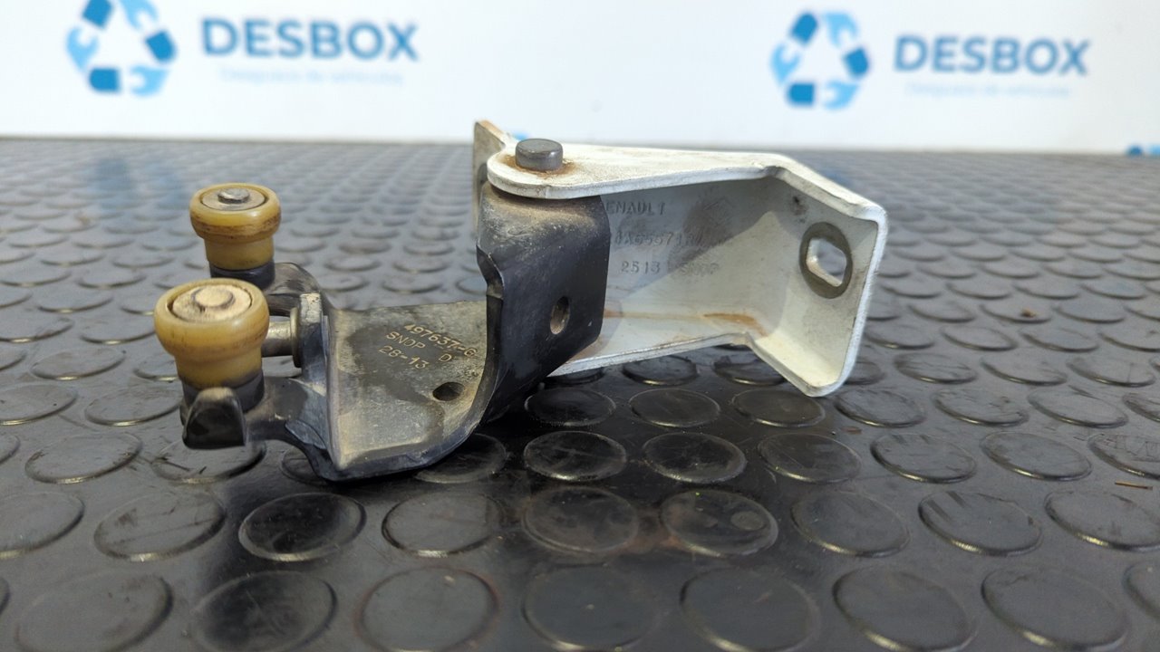 SOPORTE / GUIA PUERTA CORREDERA INTERMEDIO DACIA DOKKER