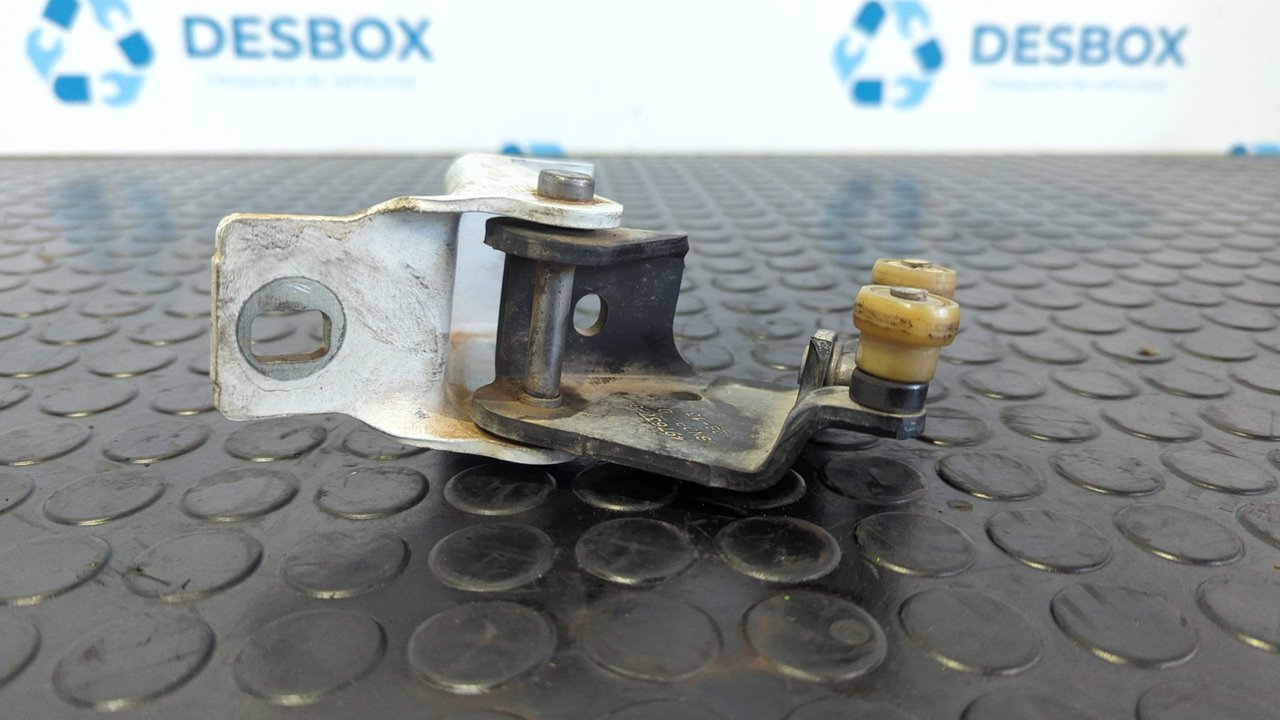 SOPORTE / GUIA PUERTA CORREDERA INTERMEDIO DACIA DOKKER - vista 7