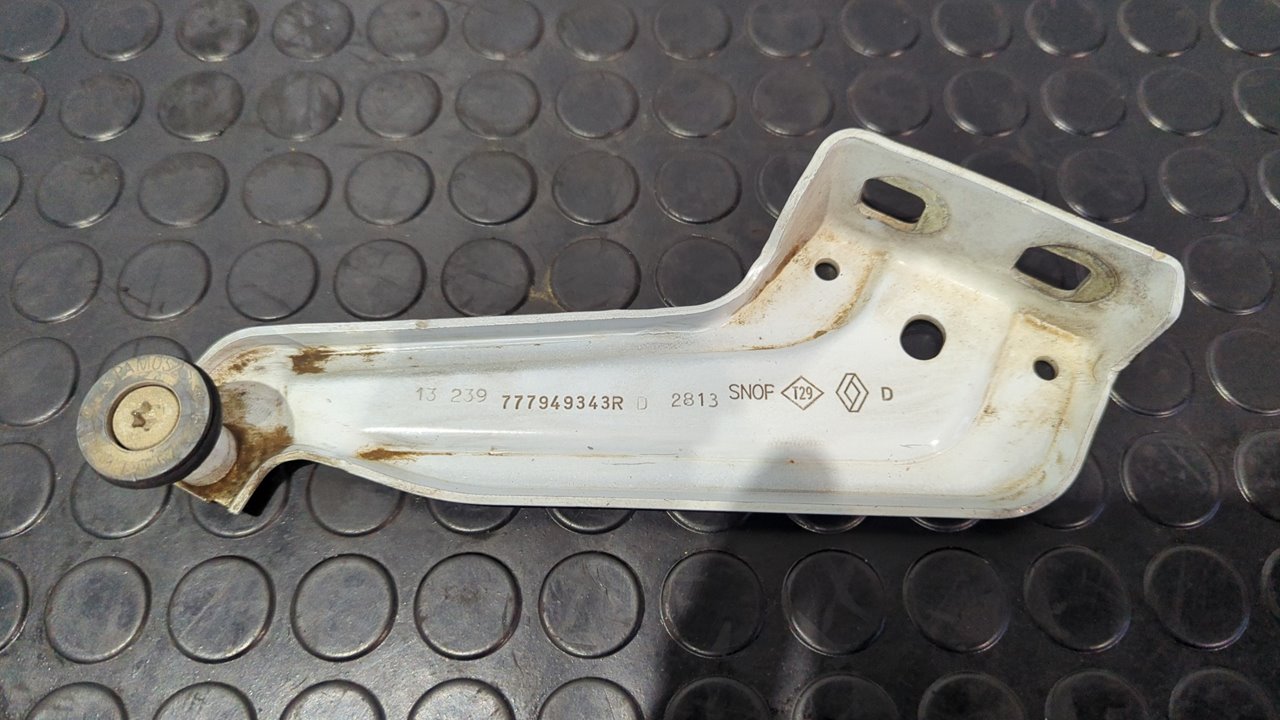 SOPORTE GUIA PATIN SUPERIOR DACIA DOKKER