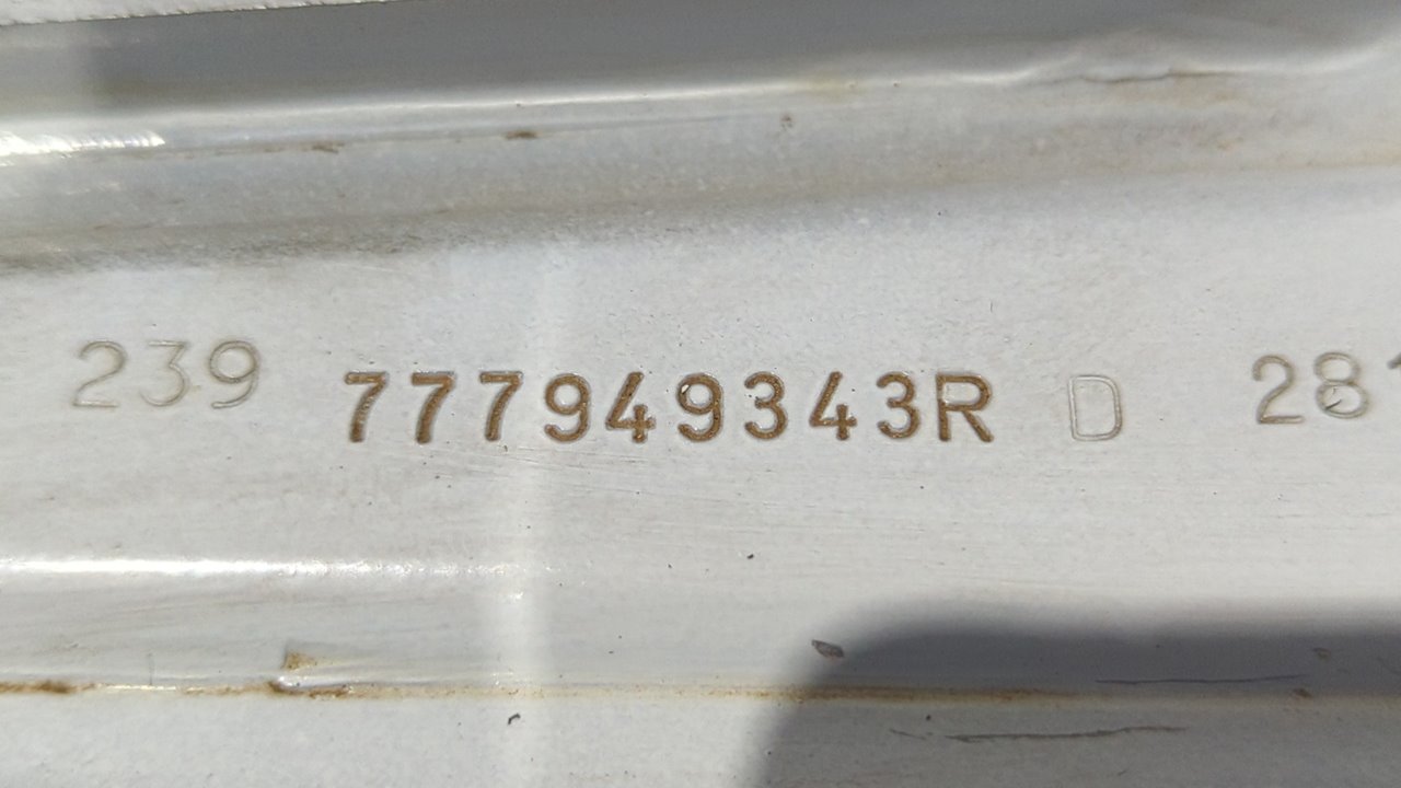 SOPORTE GUIA PATIN SUPERIOR DACIA DOKKER - vista 2