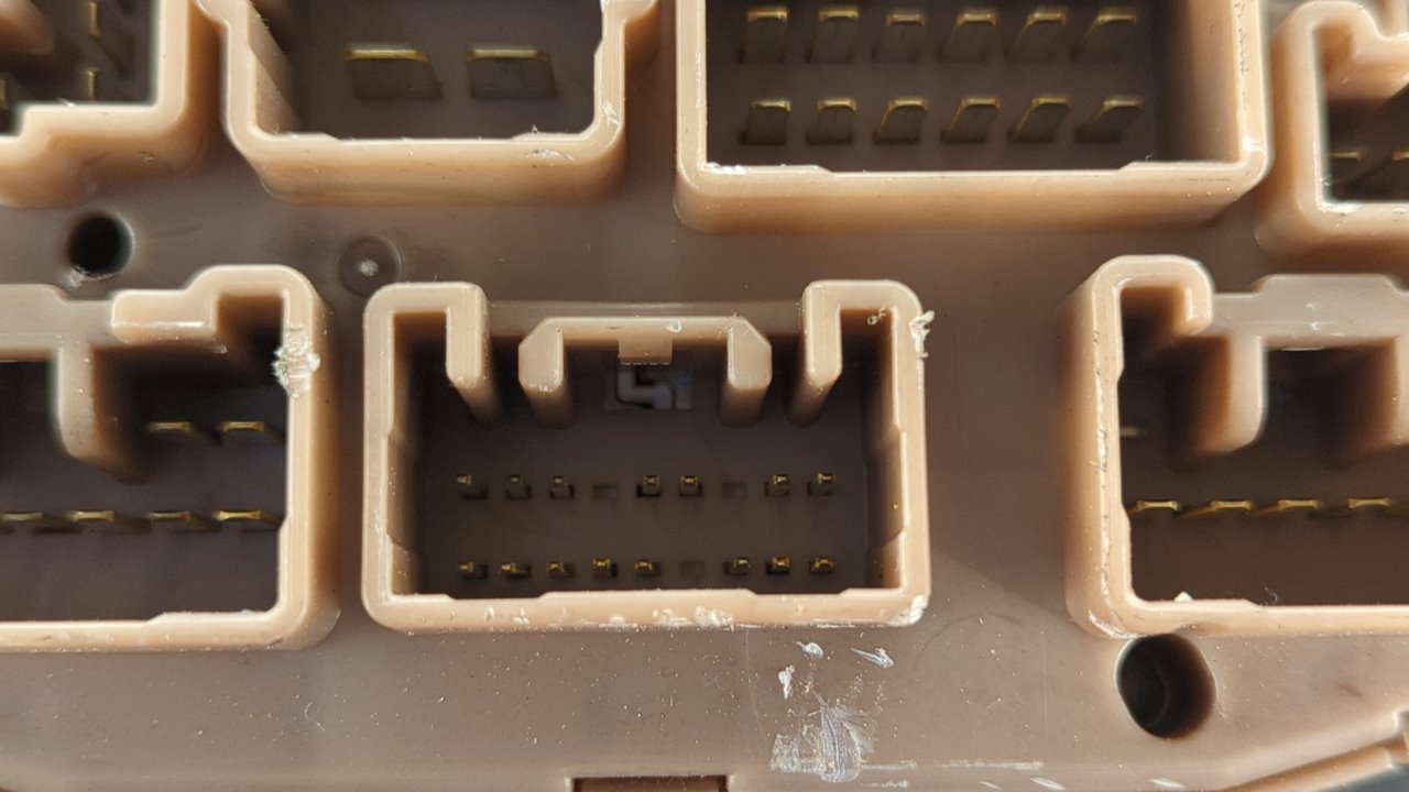 CUADRO INSTRUMENTOS PEUGEOT 107 - vista 13