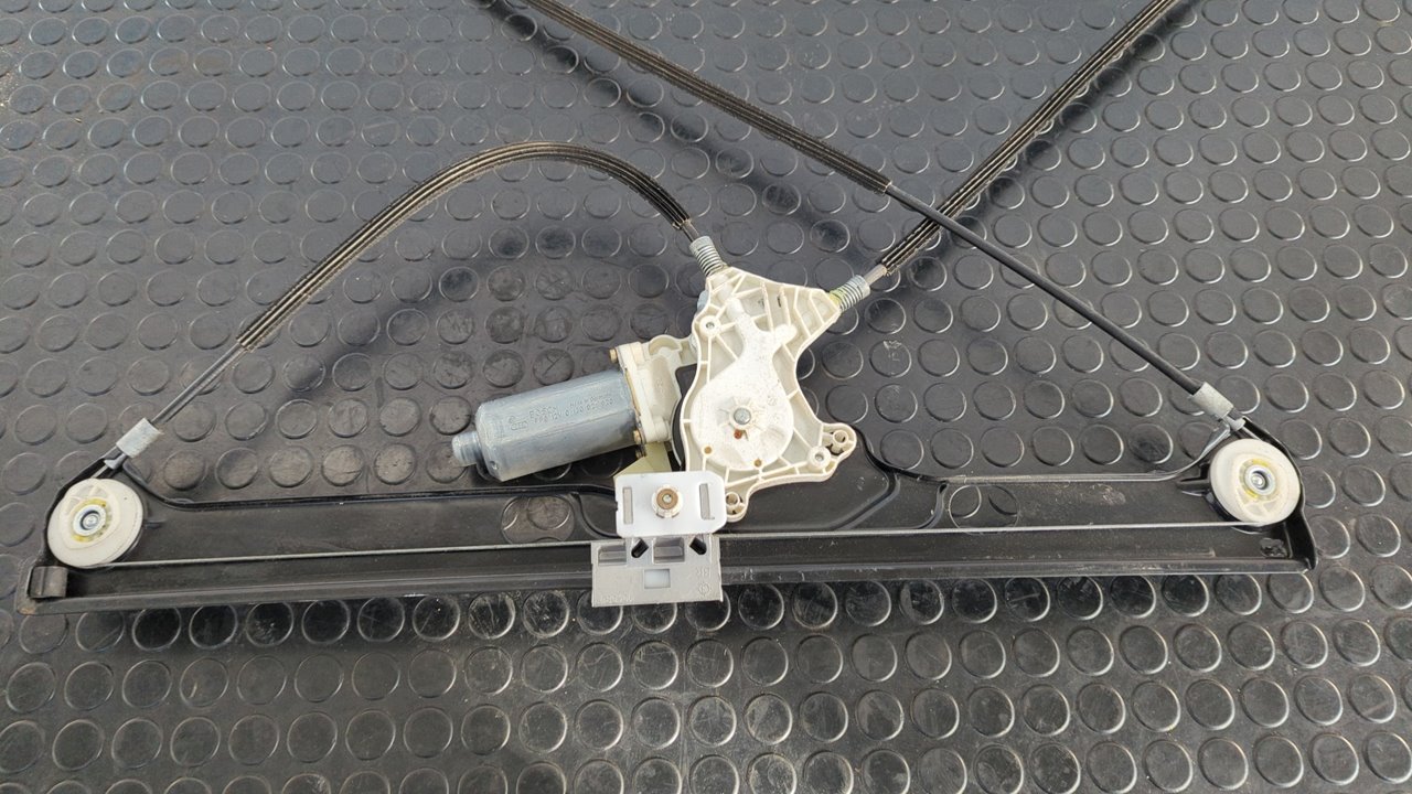 ELEVALUNAS DELANTERO DERECHO MERCEDES-BENZ VANEO (W414) FURGONETA COMPACTA - vista 5