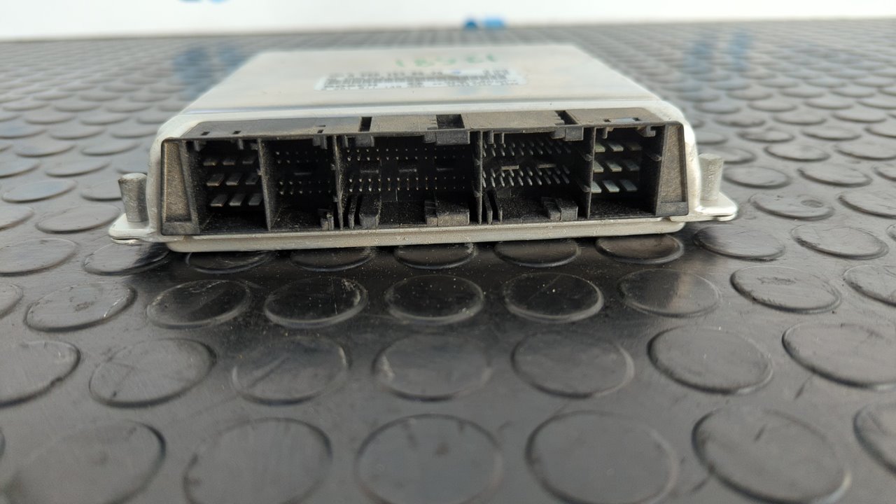 CENTRALITA MOTOR UCE MERCEDES-BENZ VANEO (W414) FURGONETA COMPACTA - vista 3