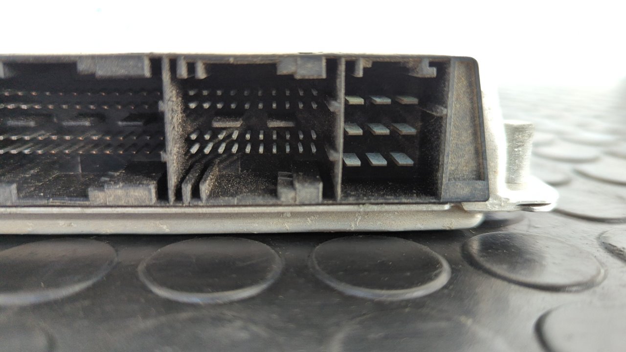 CENTRALITA MOTOR UCE MERCEDES-BENZ VANEO (W414) FURGONETA COMPACTA - vista 2