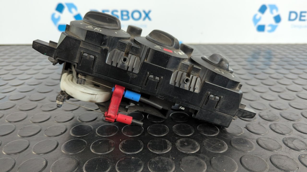 MANDO CALEFACCION / AIRE ACONDICIONADO MERCEDES-BENZ VANEO (W414) FURGONETA COMPACTA - vista 2