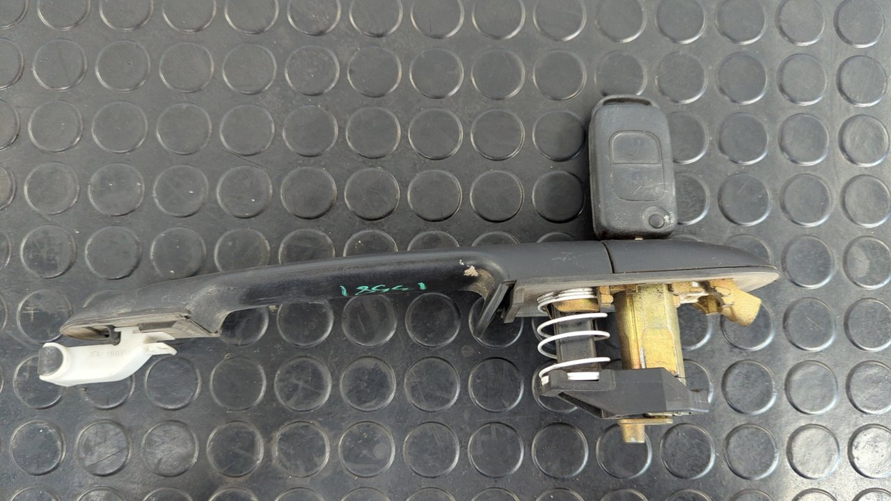 MANETA DELANTERA IZQUIERDA MERCEDES-BENZ VANEO (W414) FURGONETA COMPACTA - vista 4