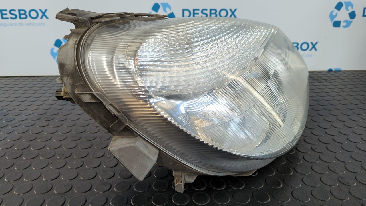 FARO DERECHO MERCEDES-BENZ VANEO (W414) FURGONETA COMPACTA - vista 3