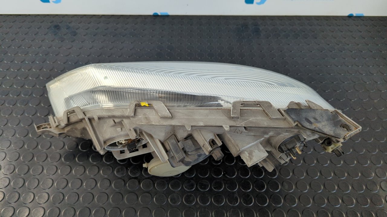 FARO DERECHO MERCEDES-BENZ VANEO (W414) FURGONETA COMPACTA - vista 5