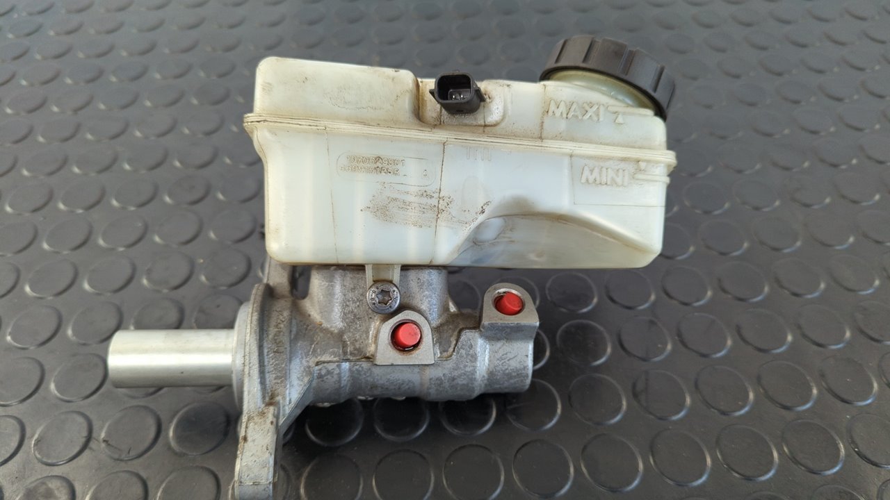 BOMBA FRENO DACIA DOKKER - vista 2