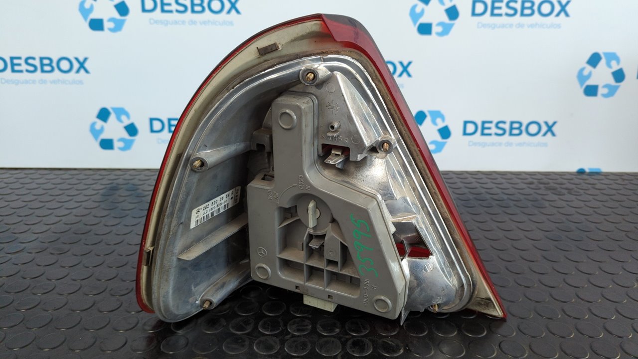 PILOTO TRASERO DERECHO MERCEDES-BENZ CLASE C (W202) BERLINA - vista 11