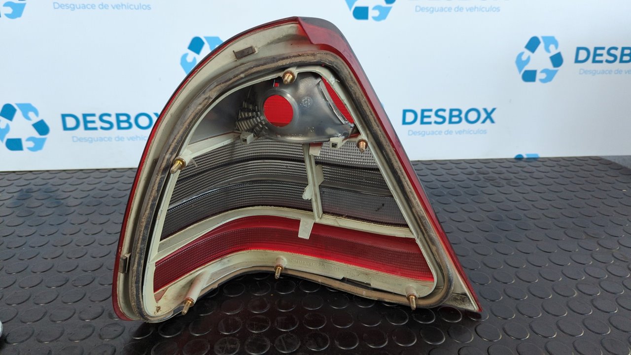 PILOTO TRASERO DERECHO MERCEDES-BENZ CLASE C (W202) BERLINA - vista 5