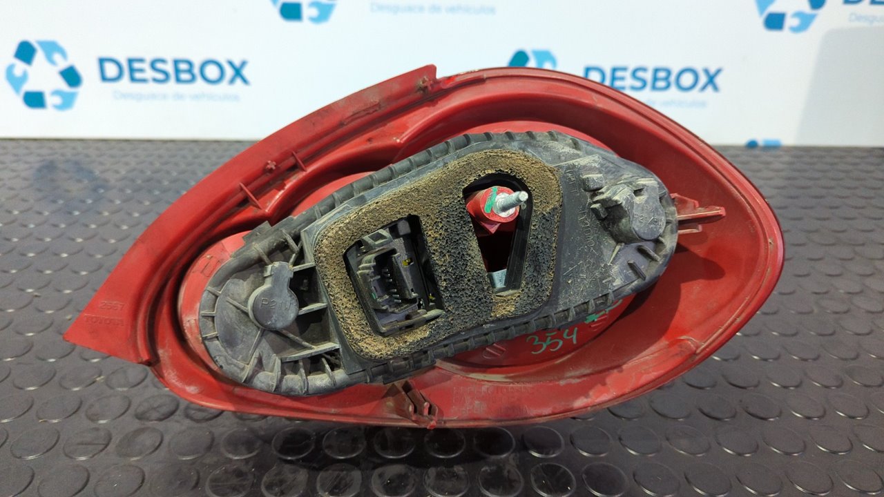 PILOTO TRASERO IZQUIERDO TOYOTA AYGO (KGB/WNB) - vista 3