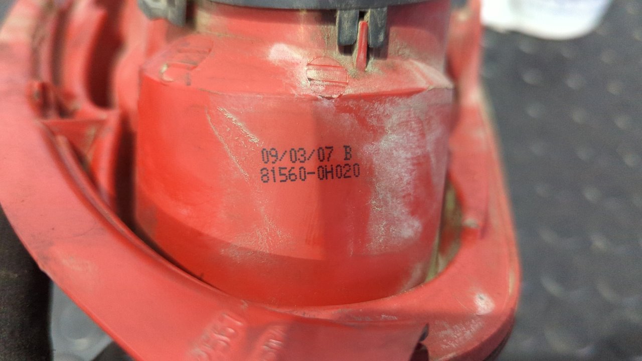 PILOTO TRASERO IZQUIERDO TOYOTA AYGO (KGB/WNB) - vista 6