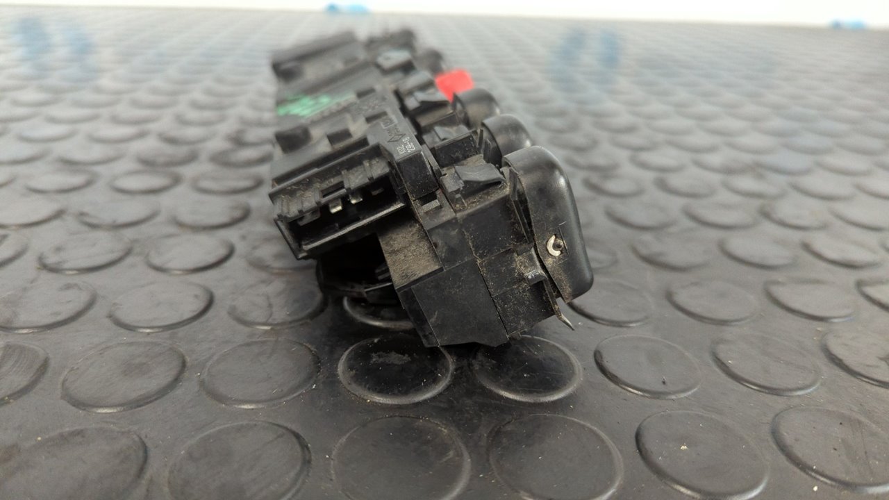 MANDO MULTIFUNCION MERCEDES-BENZ CLASE C (W202) FAMILIAR - vista 2