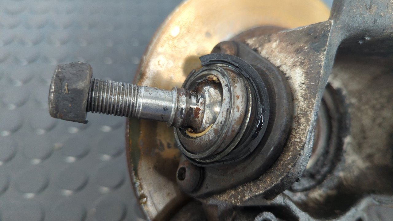 MANGUETA DELANTERA IZQUIERDA AIXAM 400 - vista 5