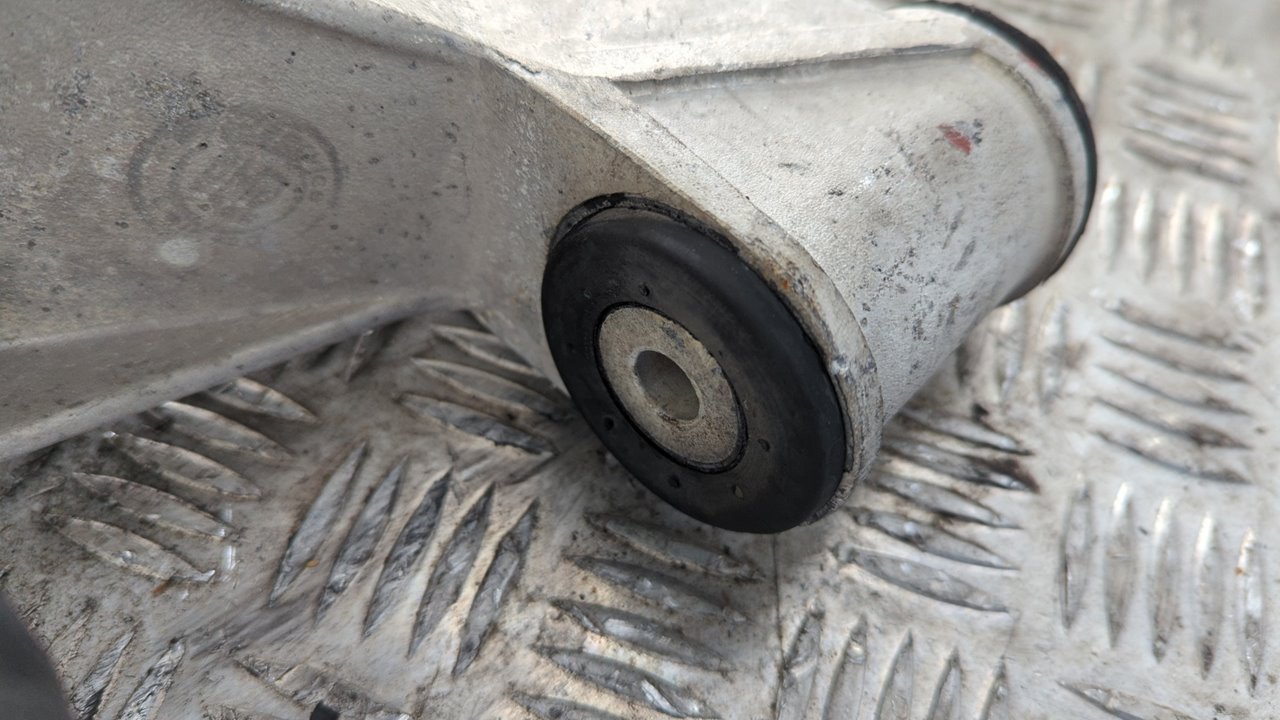 PUENTE TRASERO PORSCHE 944 3.0 - vista 2