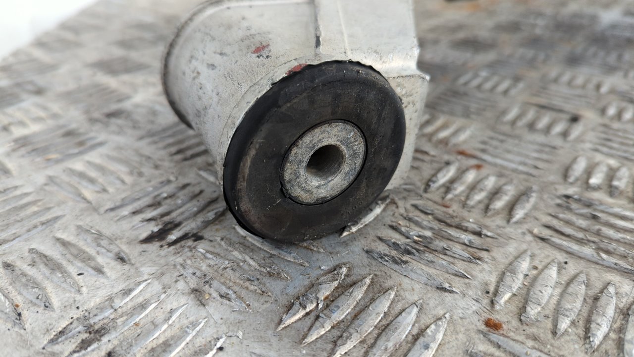 PUENTE TRASERO PORSCHE 944 3.0 - vista 5