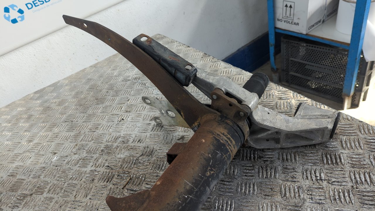 PUENTE TRASERO PORSCHE 944 3.0 - vista 7