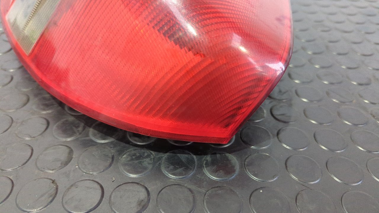 PILOTO TRASERO DERECHO MERCEDES-BENZ CLASE C (W202) FAMILIAR - vista 6