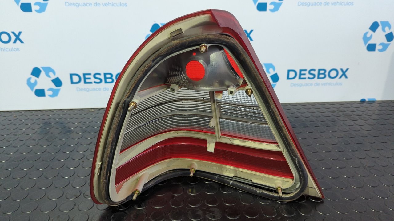 PILOTO TRASERO DERECHO MERCEDES-BENZ CLASE C (W202) FAMILIAR - vista 9