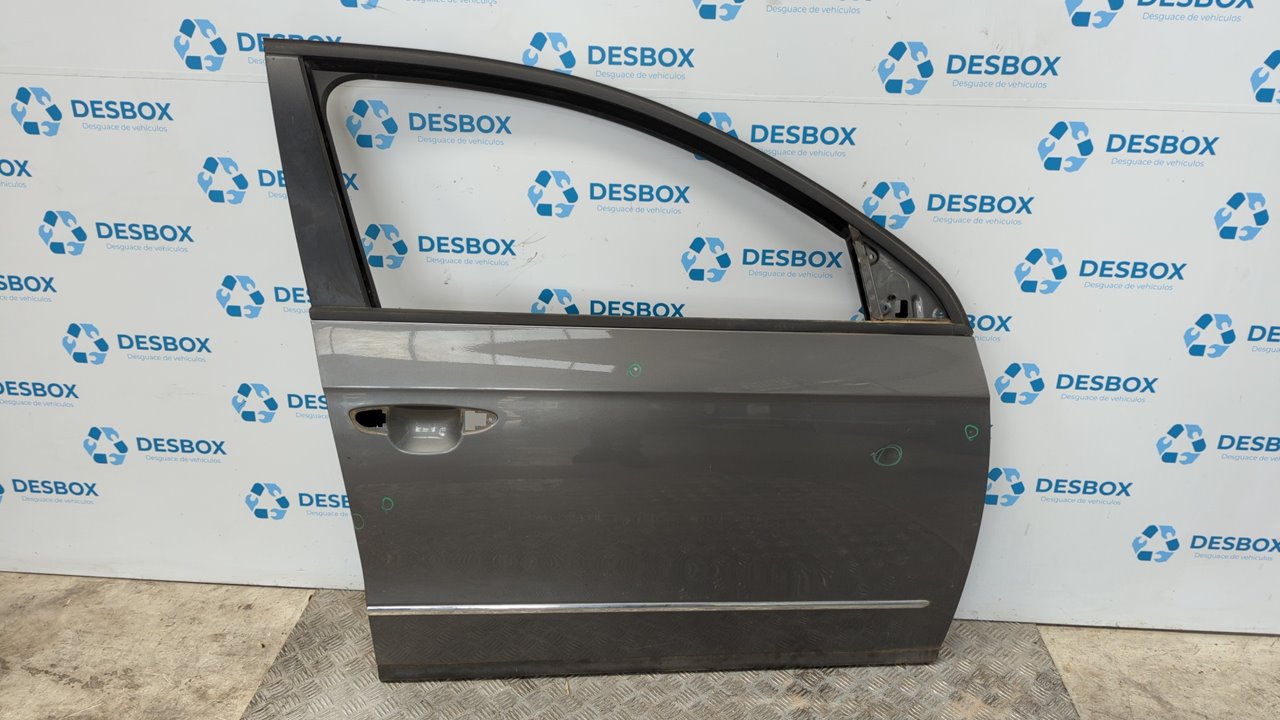 PUERTA DELANTERA DERECHA VOLKSWAGEN PASSAT BERLINA (3C2)