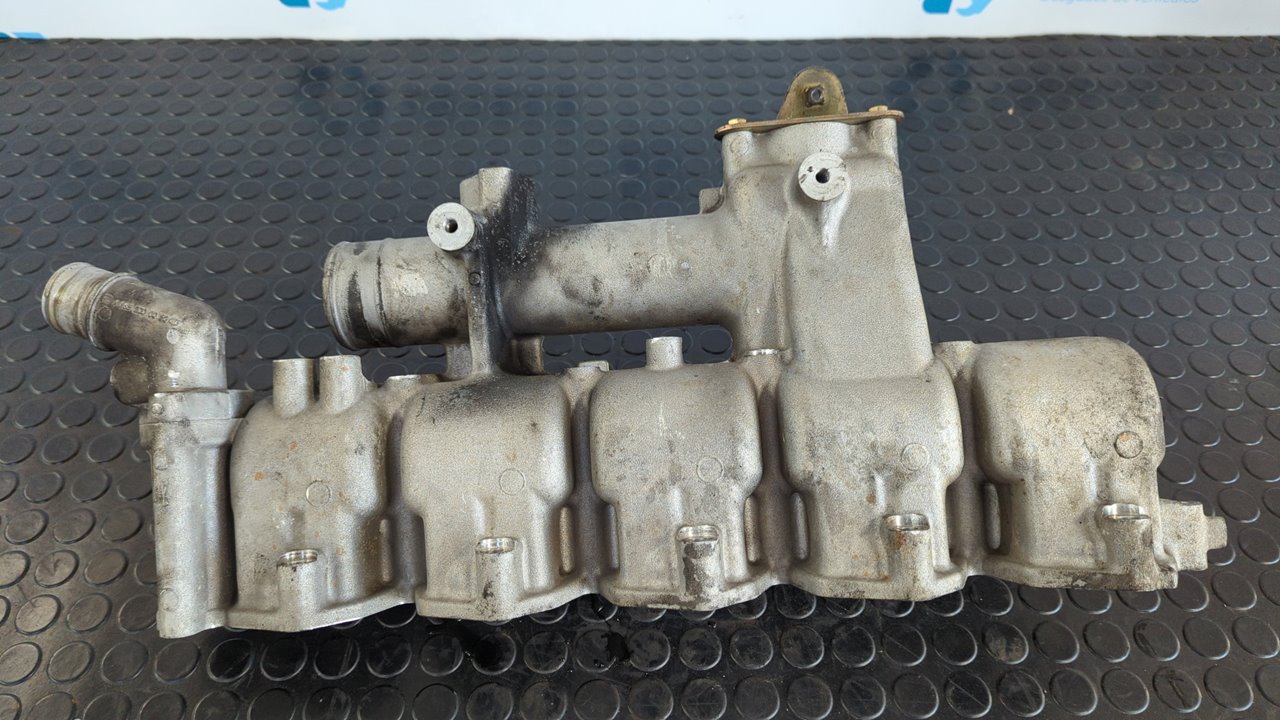 COLECTOR ADMISION SSANGYONG RODIUS - vista 2