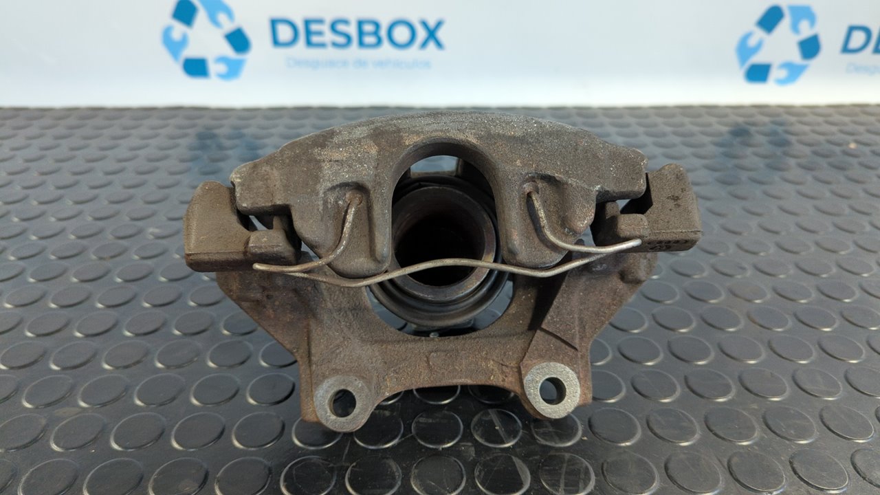 PINZA DE FRENO DELANTERA DERECHA AUDI A6 BERLINA (4B2) - vista 4