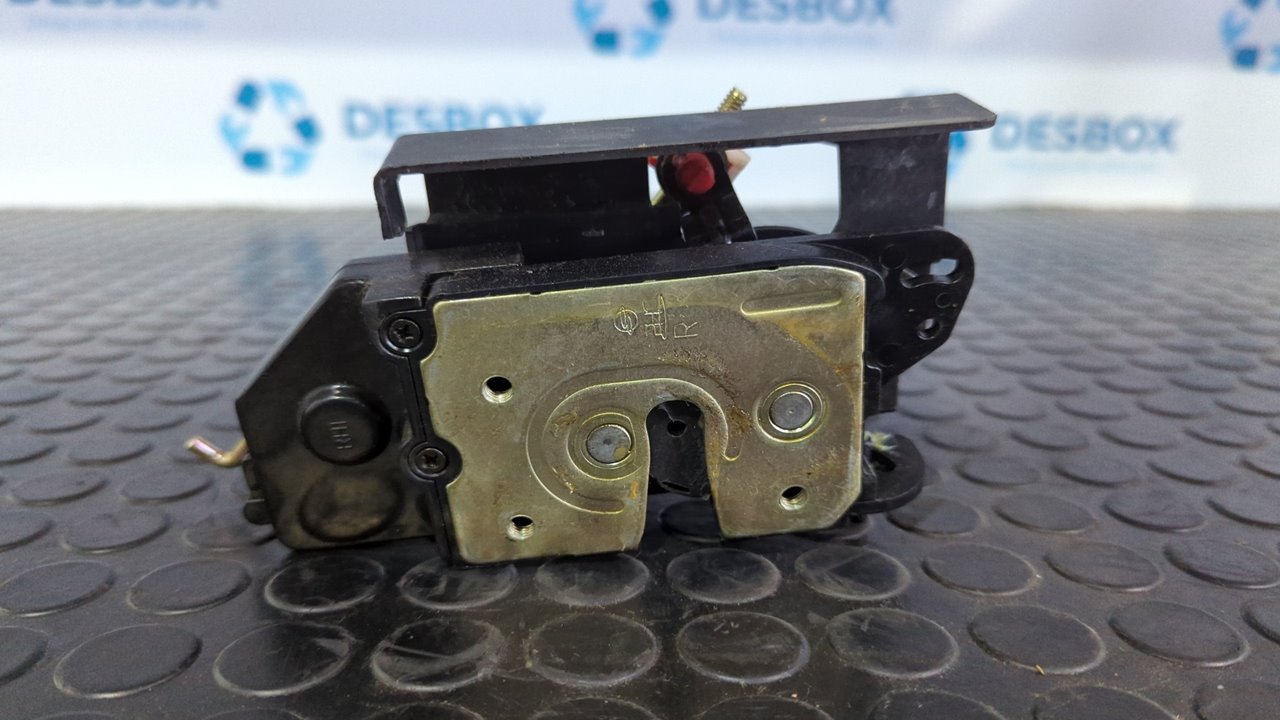 CERRADURA PUERTA TRASERA DERECHA SSANGYONG RODIUS - vista 4