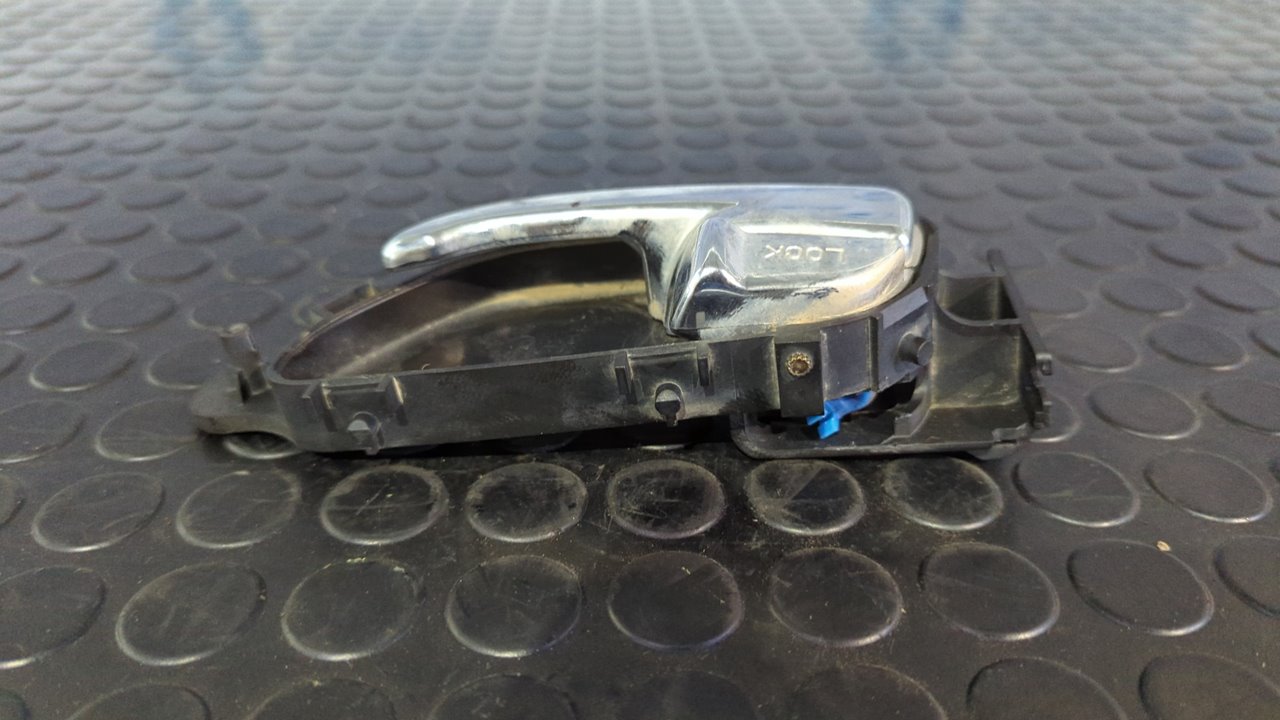 MANETA INTERIOR DELANTERA IZQUIERDA SSANGYONG RODIUS - vista 4