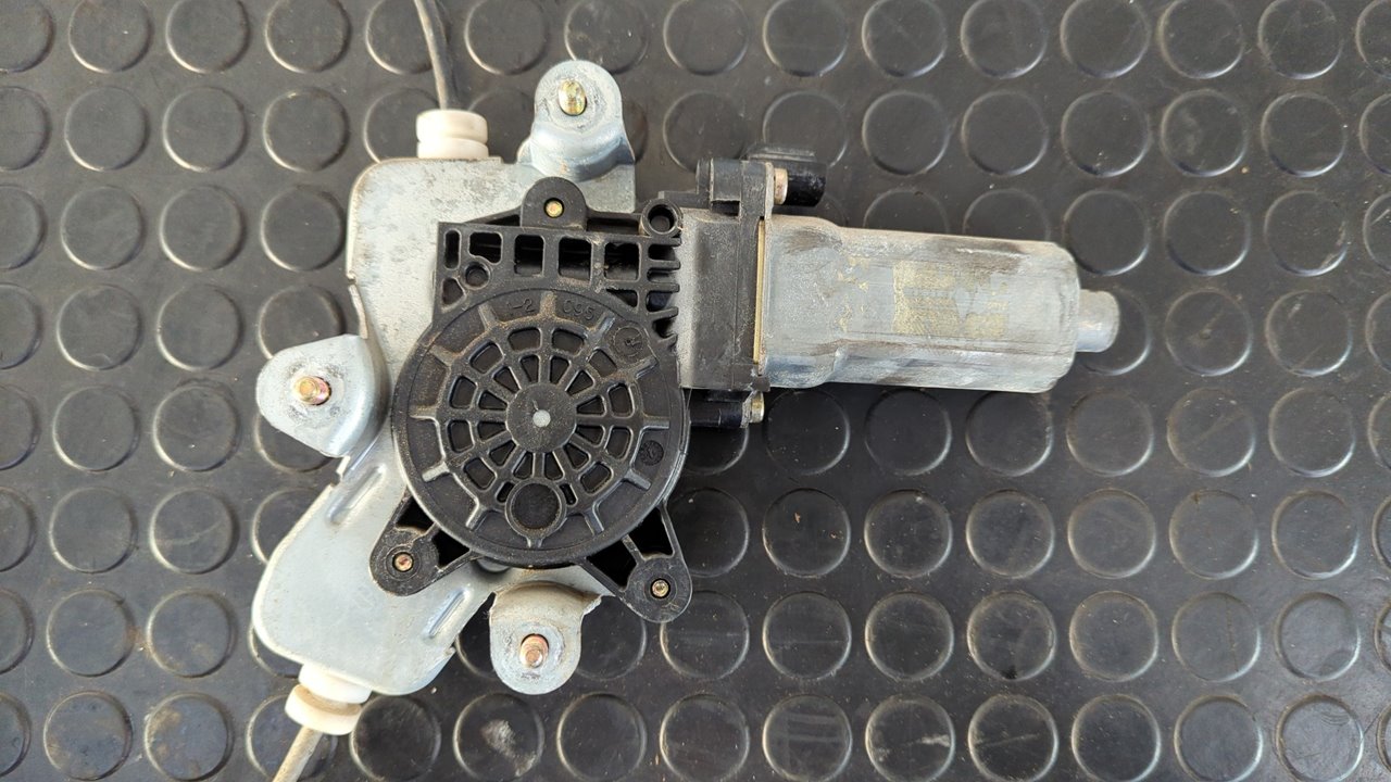 ELEVALUNAS TRASERO IZQUIERDO SSANGYONG RODIUS - vista 6