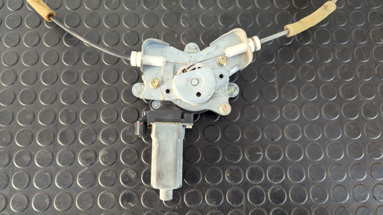 ELEVALUNAS TRASERO IZQUIERDO SSANGYONG RODIUS - vista 7