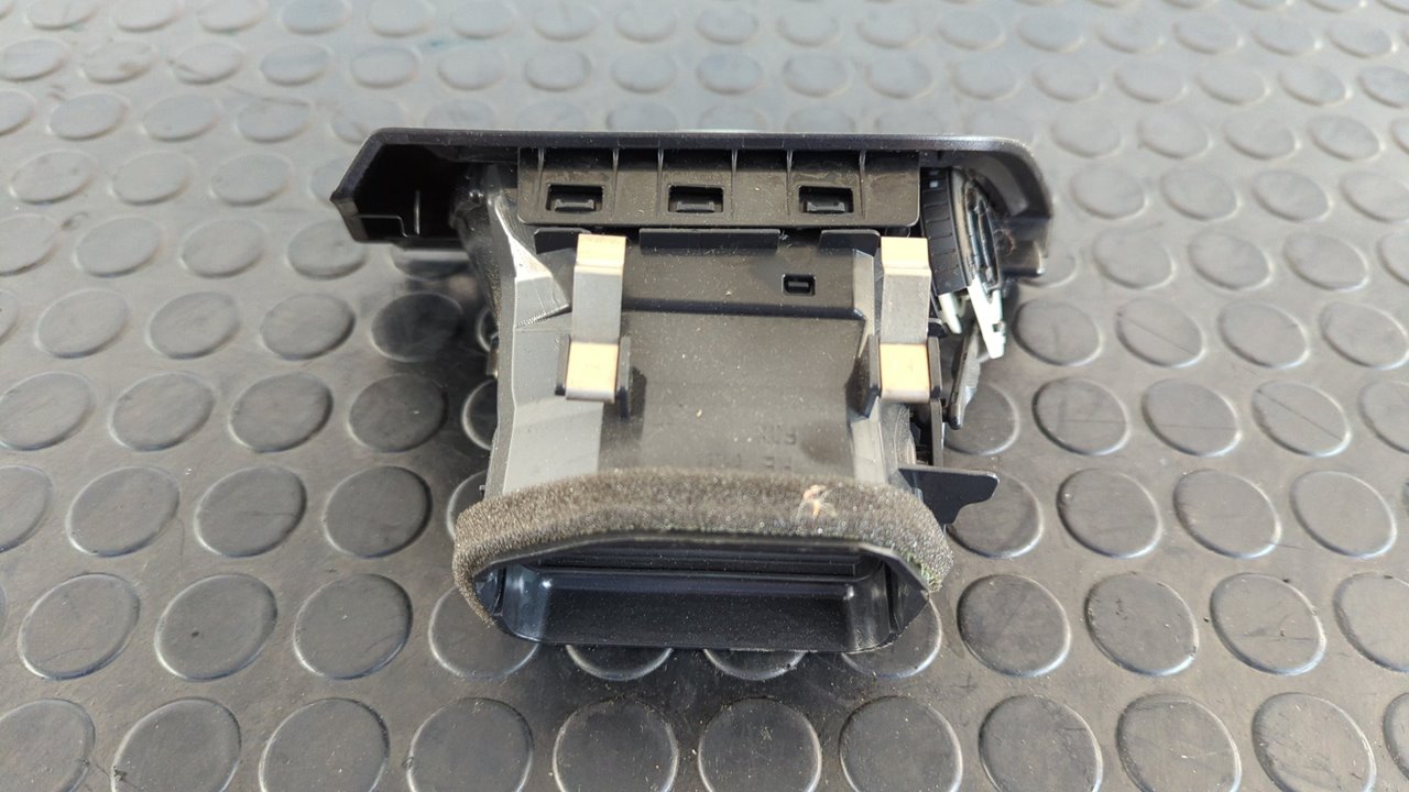 REJILLA AIREADORA BMW SERIE 4 COUPE (F32) - vista 2