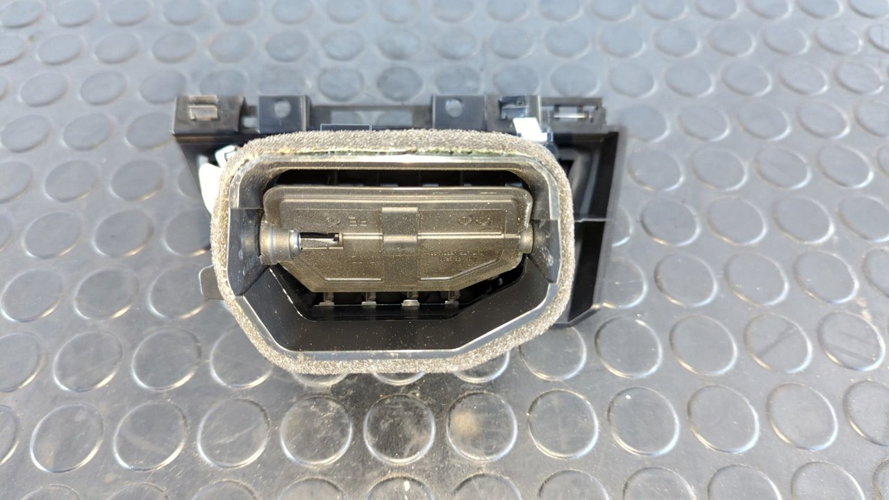 REJILLA AIREADORA BMW SERIE 4 COUPE (F32) - vista 4