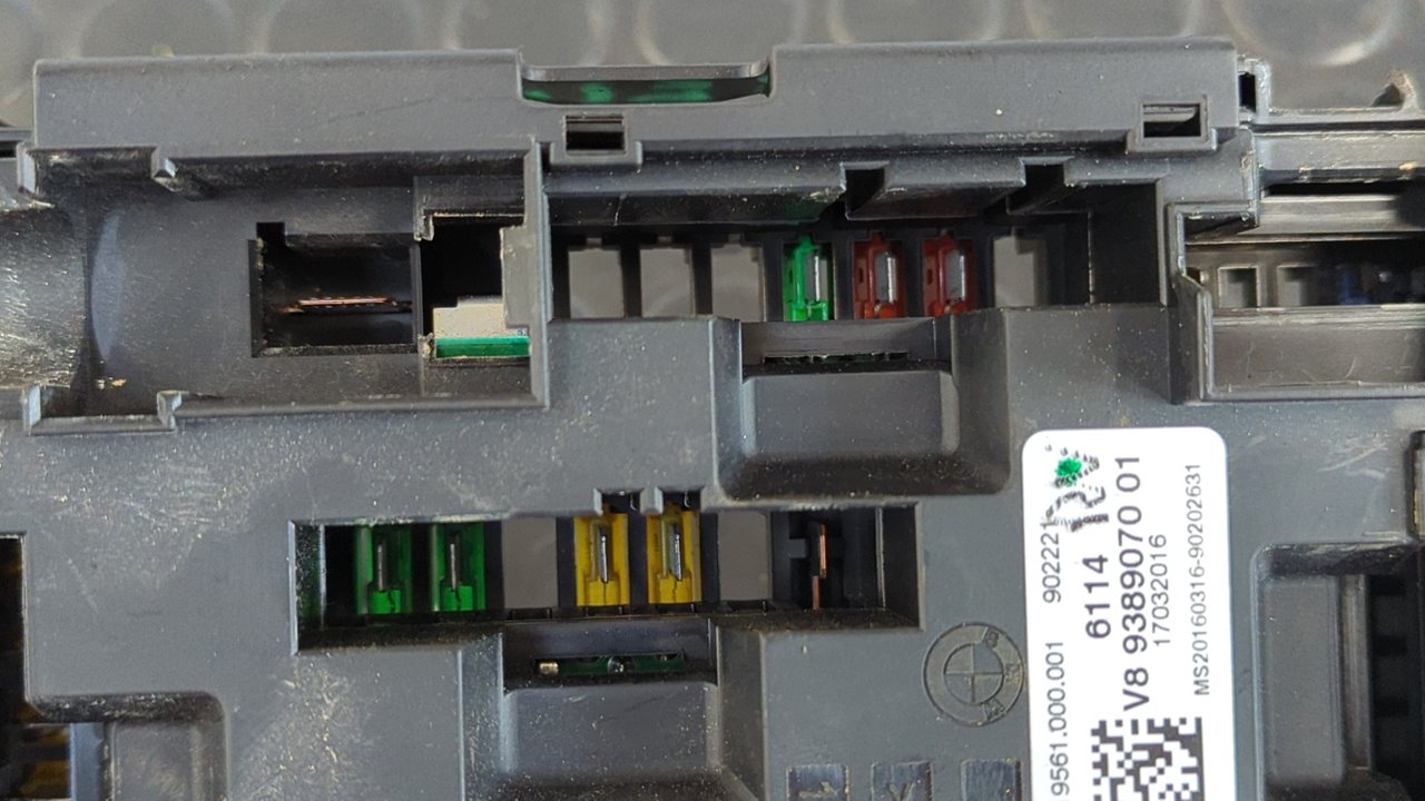 CAJA RELES / FUSIBLES BMW SERIE 4 COUPE (F32) - vista 9