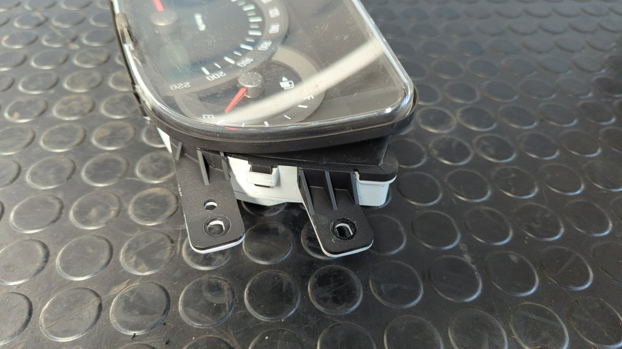 CUADRO INSTRUMENTOS SSANGYONG RODIUS - vista 8