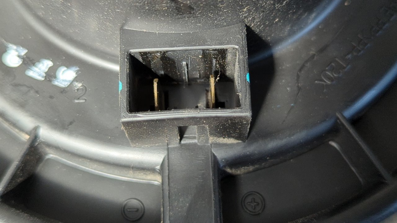 MOTOR CALEFACCION SSANGYONG RODIUS - vista 2