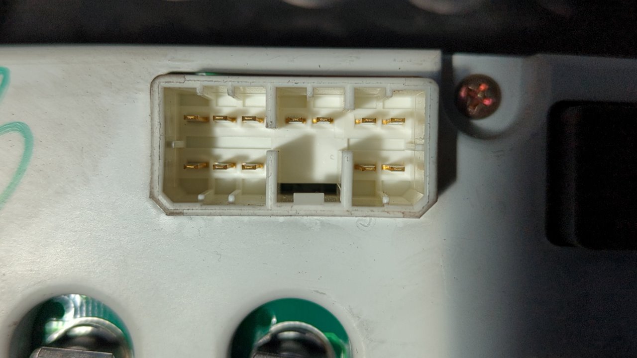 CUADRO INSTRUMENTOS SSANGYONG RODIUS - vista 2