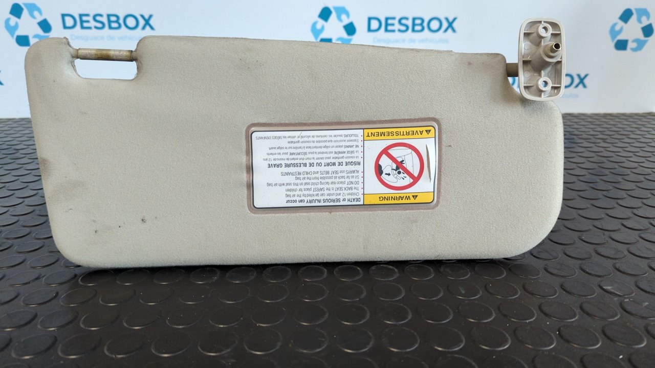 PARASOL IZQUIERDO SSANGYONG RODIUS - vista 2