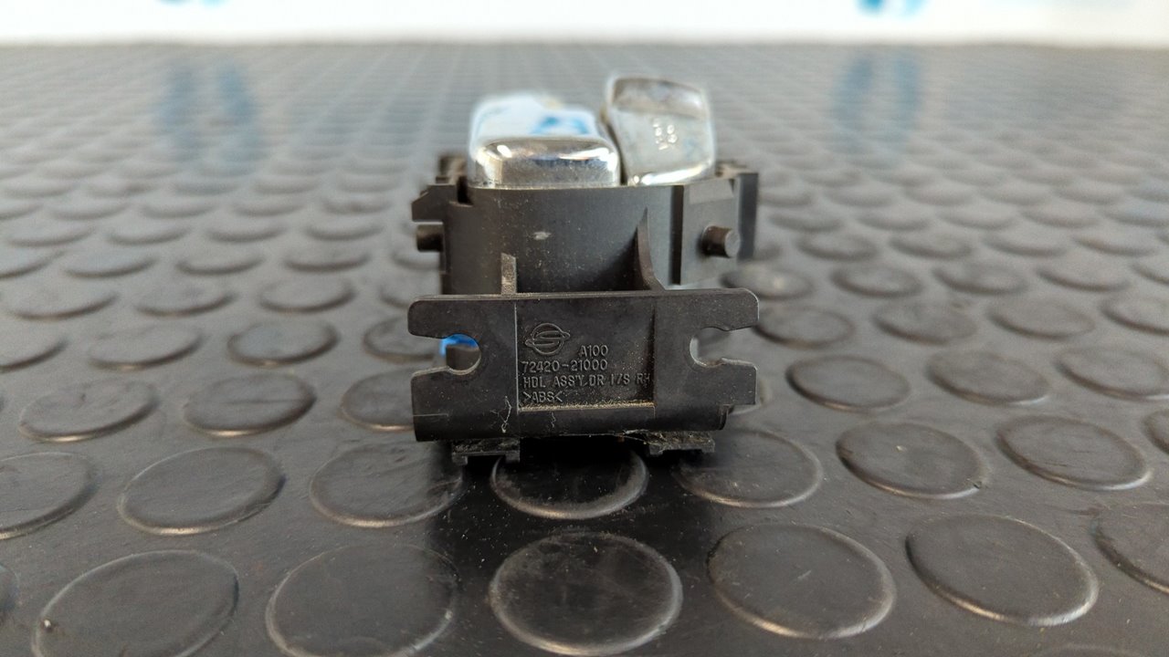 MANETA INTERIOR DELANTERA DERECHA SSANGYONG RODIUS - vista 2