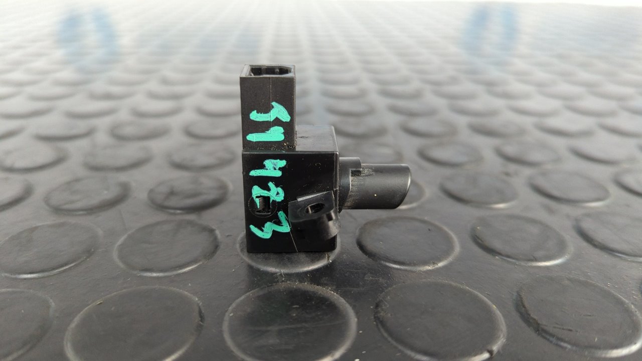 INTERRUPTOR SSANGYONG RODIUS - vista 4