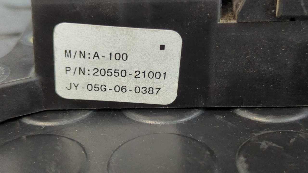 POTENCIOMETRO PEDAL SSANGYONG RODIUS - vista 3