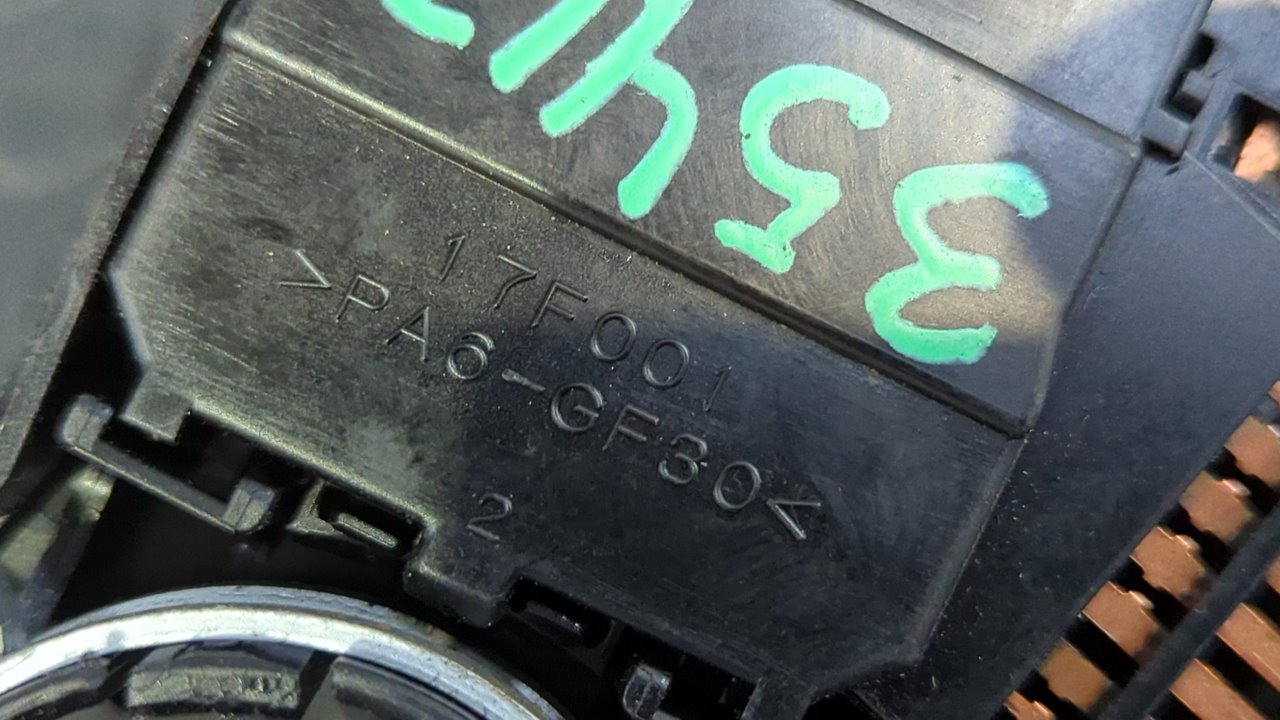 MANDO MULTIFUNCION TOYOTA AYGO (KGB/WNB) - vista 3