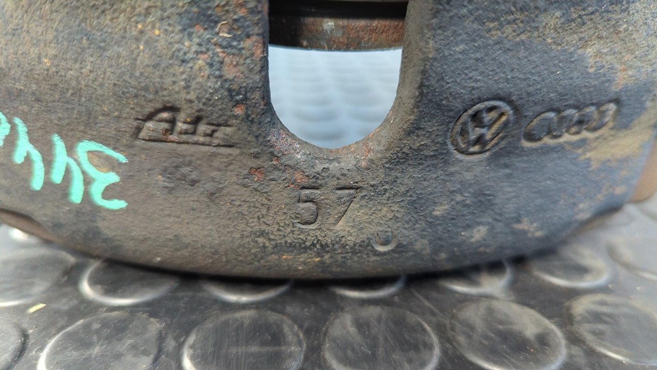 PINZA DE FRENO DELANTERA IZQUIERDA AUDI A6 BERLINA (4B2) - vista 8