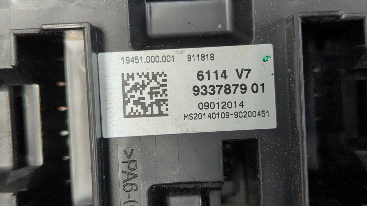 CAJA RELES / FUSIBLES BMW SERIE 4 COUPE (F32) - vista 5