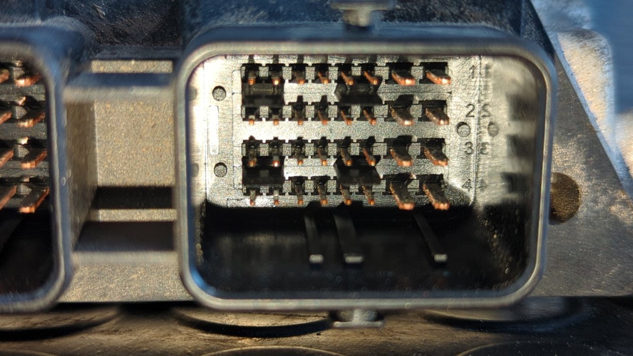 CENTRALITA MOTOR UCE PEUGEOT PARTNER KOMBI - vista 3