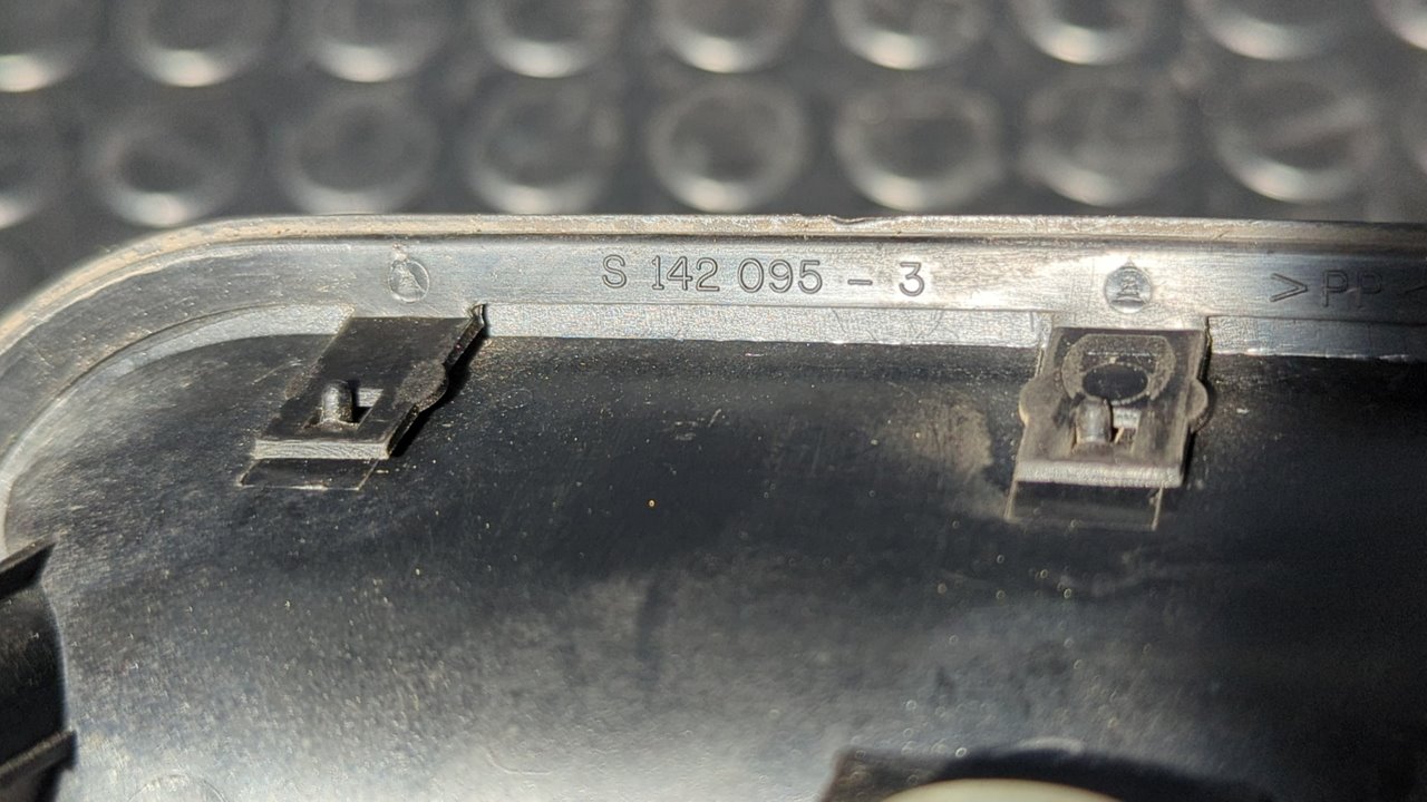 MANETA DELANTERA DERECHA MITSUBISHI CANTER 4.05 - vista 4