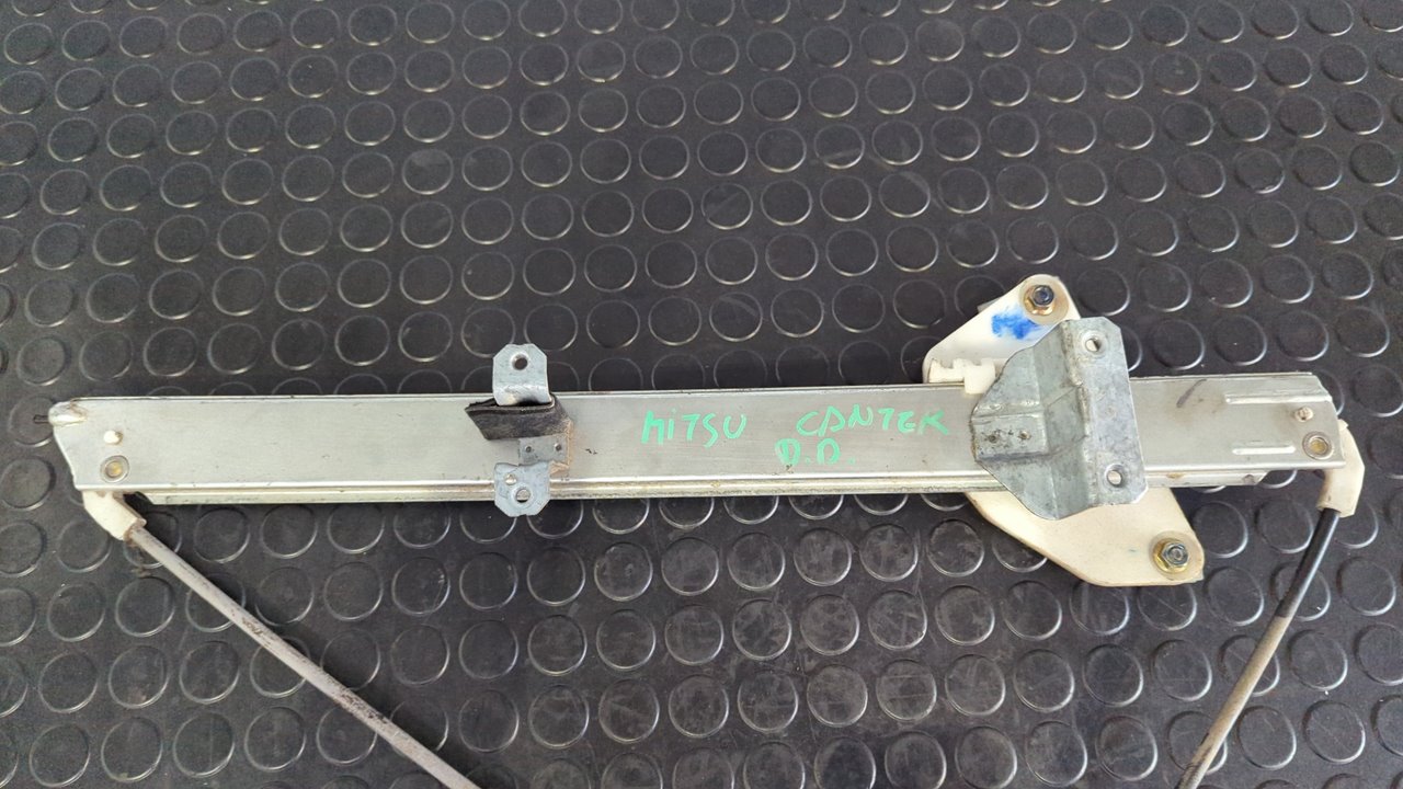 ELEVALUNAS DELANTERO DERECHO MITSUBISHI CANTER 4.05 - vista 5