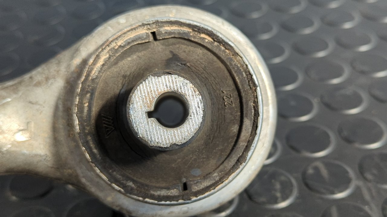 BRAZO DERECHO INFERIOR DELANTERO BMW SERIE 4 COUPE (F32) - vista 2